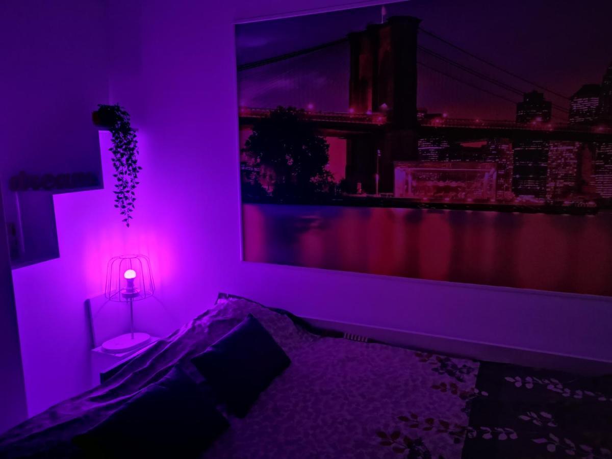 Iasi Jacuzzi Apartment A מראה חיצוני תמונה