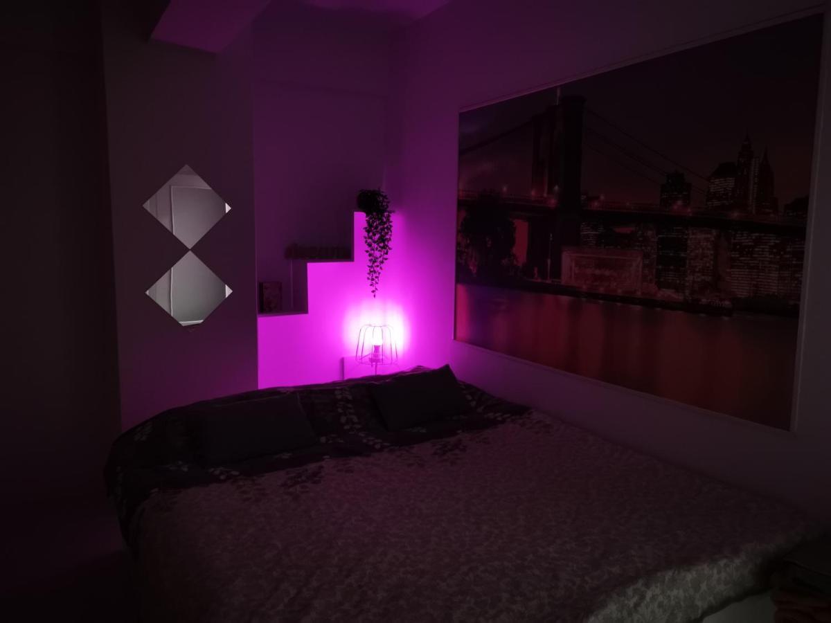 Iasi Jacuzzi Apartment A מראה חיצוני תמונה