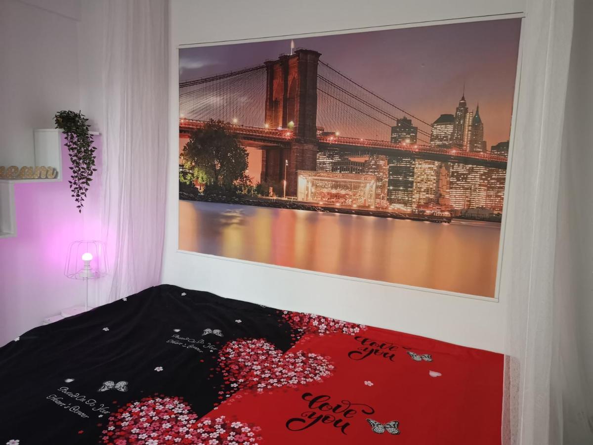 Iasi Jacuzzi Apartment A מראה חיצוני תמונה